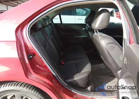 2010 Mercury Milan Premier z USA, uszkodzony, nr VIN 3MEHM0JG2AR633036